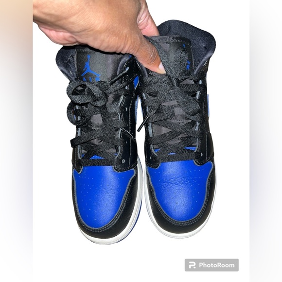 ⛹🏾‍♂️ VGUC Air Jordan 1 Mid GS Black Hyper Royal ‘19 - Size 7Y - Picture 7 of 10